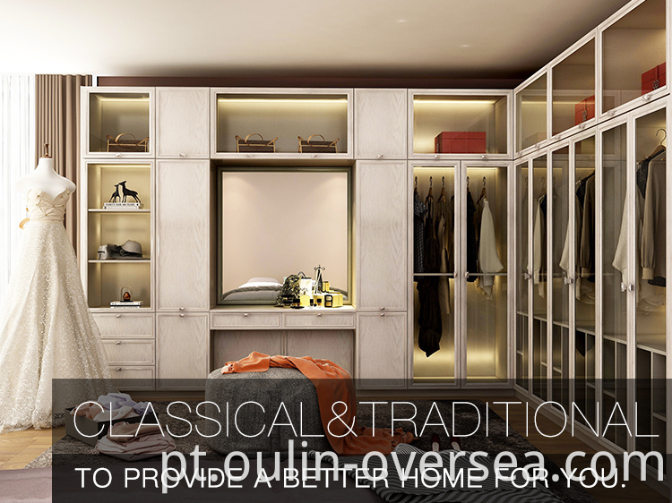 Modern Luxury wood sliding doors cloakroom 